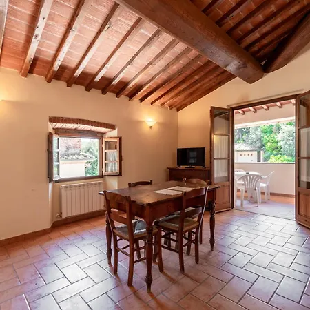 La Ferriera Exclusive - Pool & Waterfall Farm stay Loro Ciuffenna