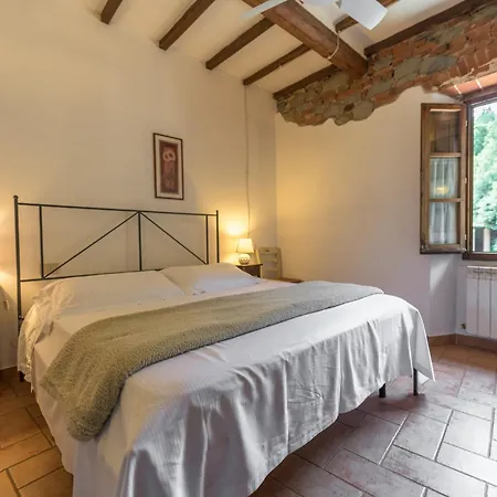 Farm stay La Ferriera Exclusive - Pool & Waterfall Loro Ciuffenna