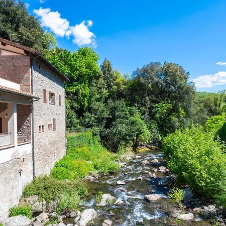 La Ferriera Exclusive - Pool & Waterfall Farm stay *