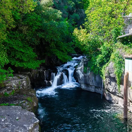 La Ferriera Exclusive - Pool & Waterfall * Loro Ciuffenna