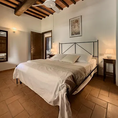 La Ferriera Exclusive - Pool & Waterfall Farm stay Loro Ciuffenna