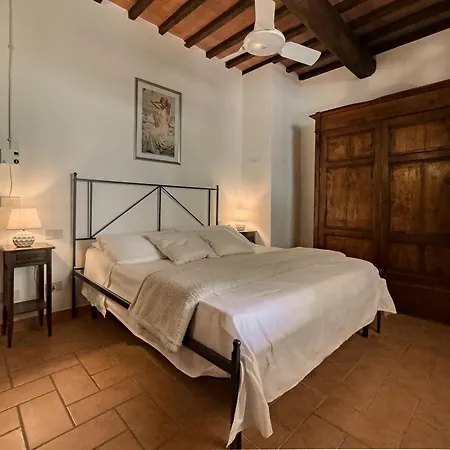 La Ferriera Exclusive - Pool & Waterfall * Loro Ciuffenna