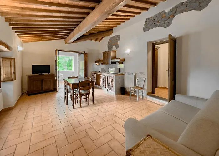 La Ferriera Exclusive - Pool & Waterfall