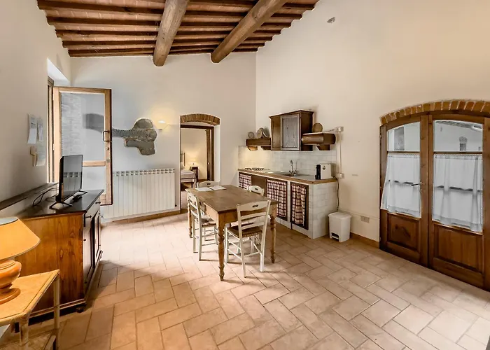 La Ferriera Exclusive - Pool & Waterfall