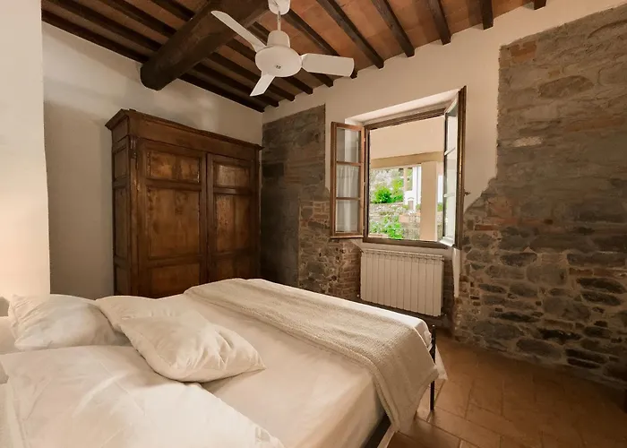 La Ferriera Exclusive - Pool & Waterfall Loro Ciuffenna