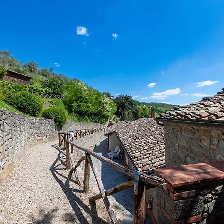 La Ferriera Exclusive - Pool & Waterfall